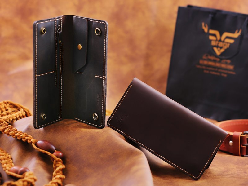 Rodeo Long Leather Wallet, in the workshop
